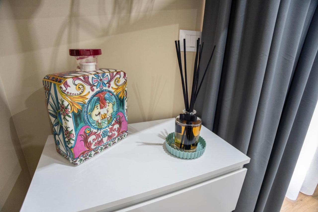 Filomena Charme Luxury Apartment Catania Bagian luar foto